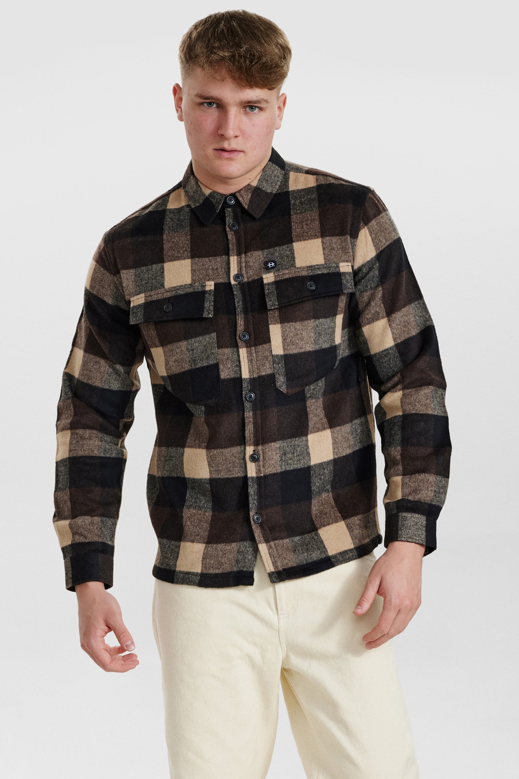 DXNMXRK. Dali Outlet Beige